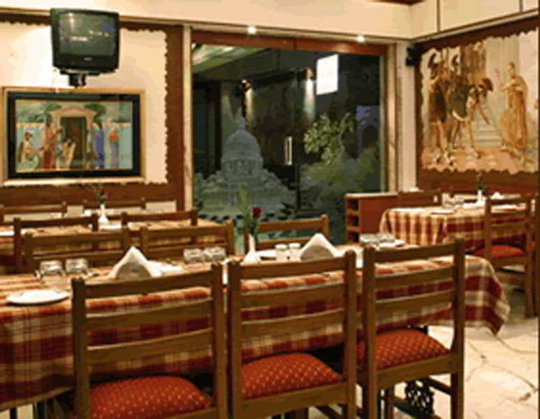 Hotel Regal Enclave Bombay Esterno foto
